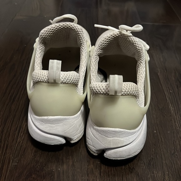 Nike Air Presto - Picture 4 of 5